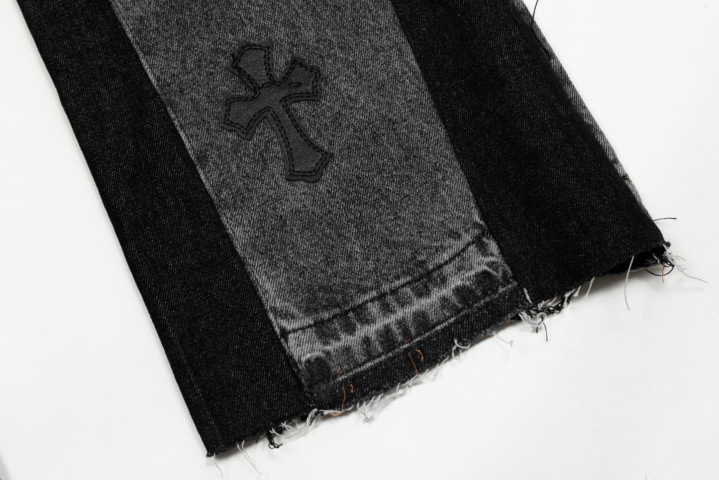 Chrome Hearts 新作パンツ 8102
