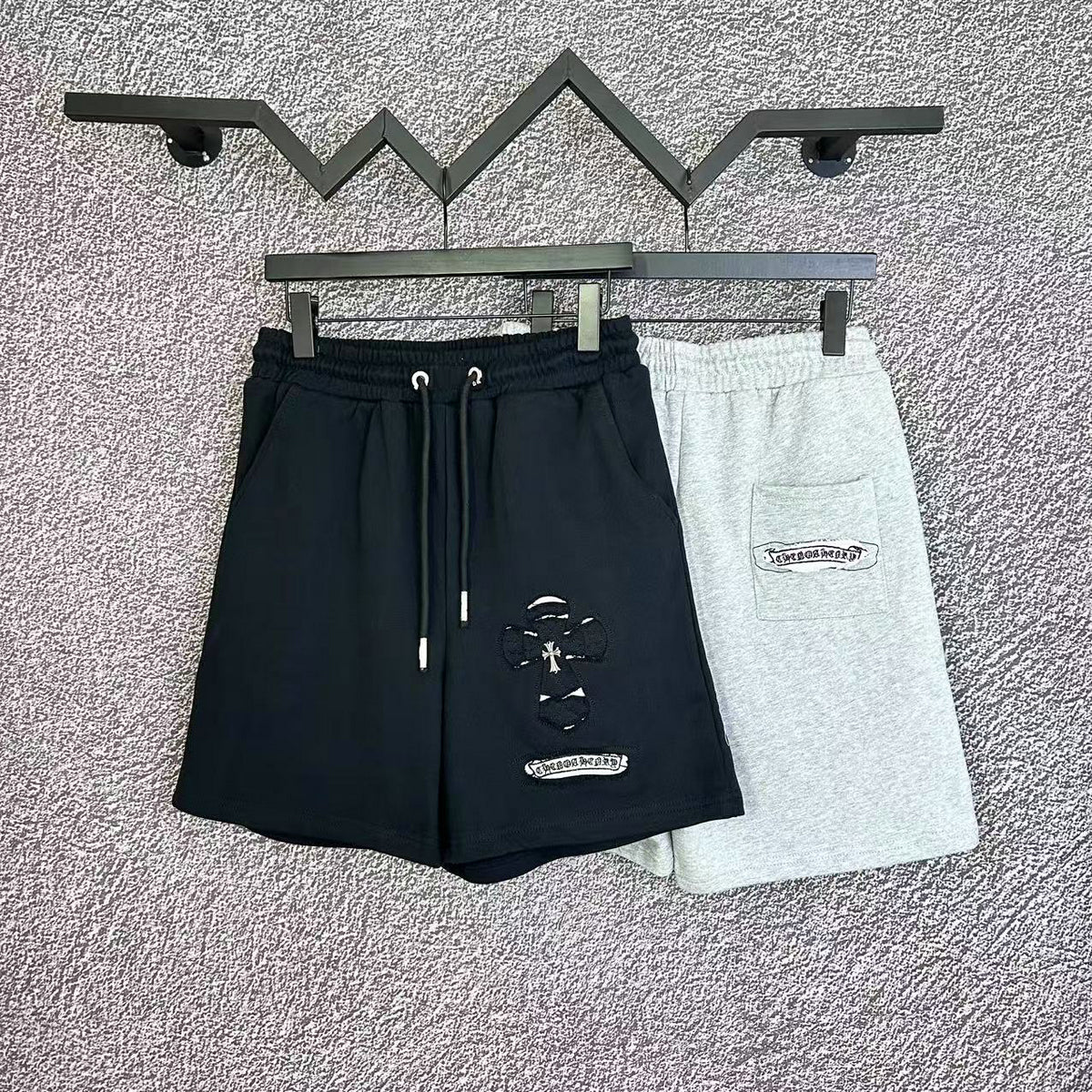 Chrome Hearts 新作ショートパンツ D302